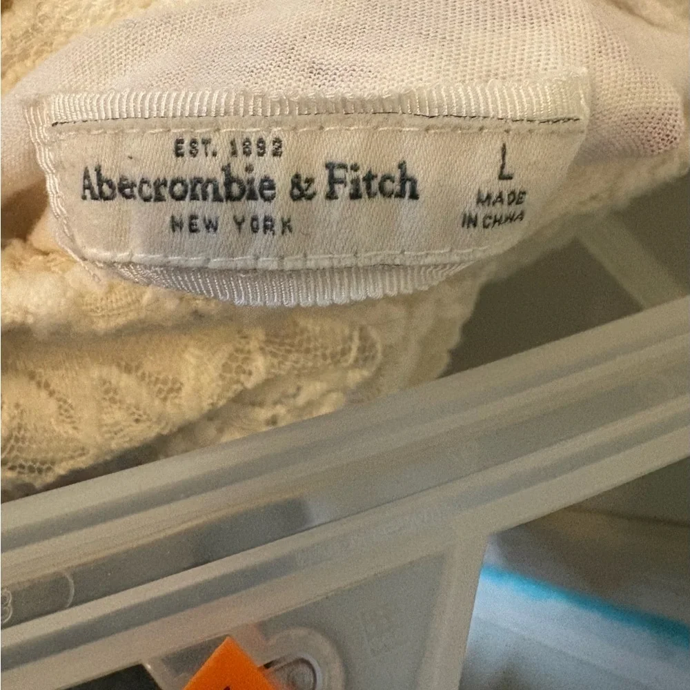 Abercrombie & Fitch Cream Lace Circle Skirt - Picture 2 of 3